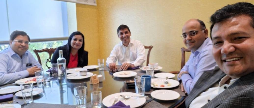 Key partners of a prominent Gujarat-based CA advisory firm with our Managing Director Mr. Divyesh Dalal, discussing the road map for DBS in the Gujarat market